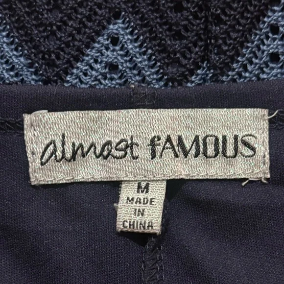 Almost Famous Lace Zig Zag Missoni Pattern Lined Dress Size Medium - Picture 7 of 7